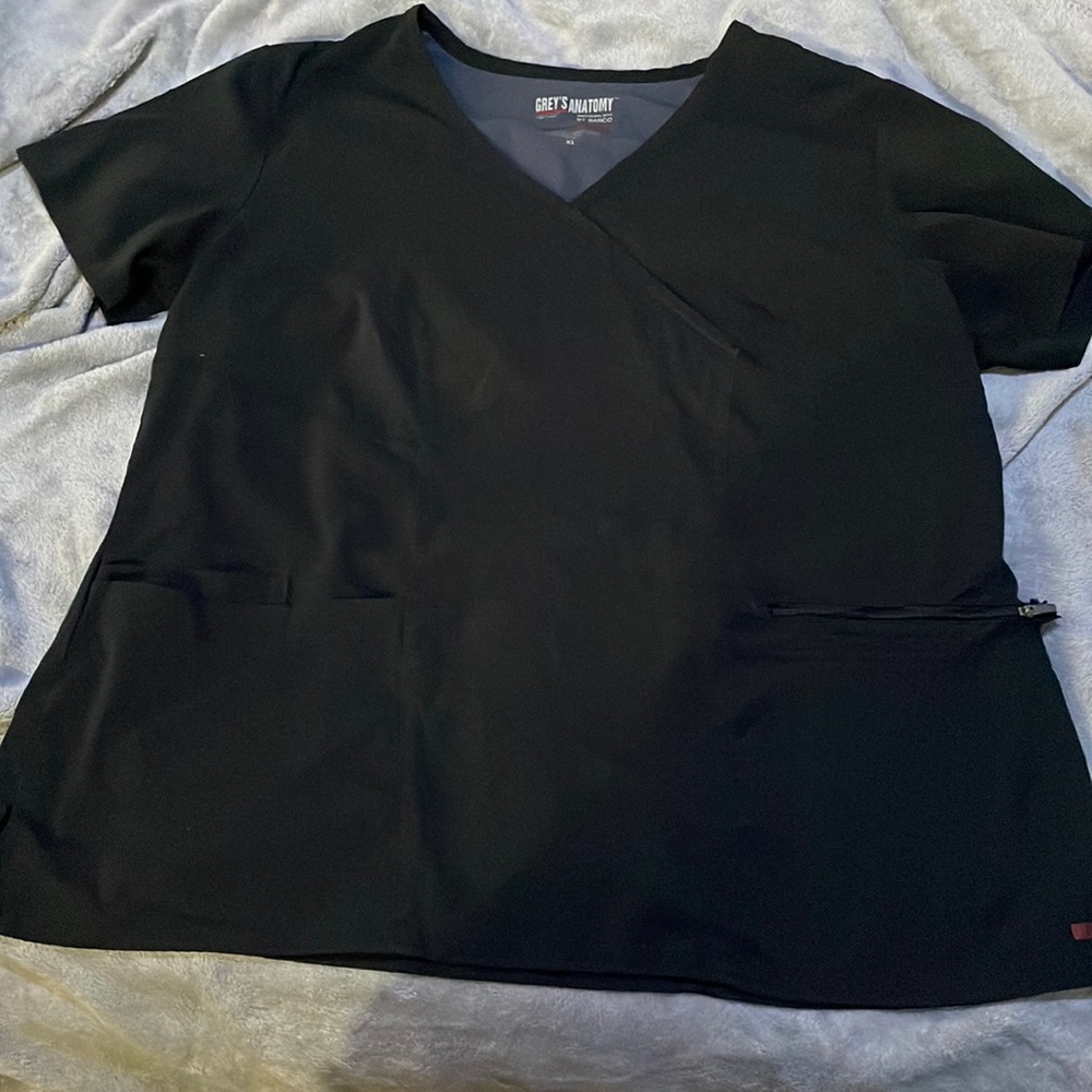 Black greys anatomy scrub set
